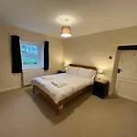 別荘 House - Sleeps 10 Pet Friendly & Parking *