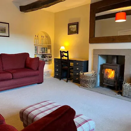 Stunning 4-bed Grade Ii House In The District Holiday home *