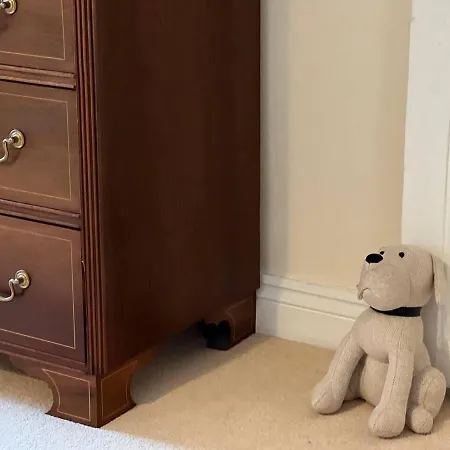 Сasa de vacaciones House - Sleeps 10 Pet Friendly & Parking