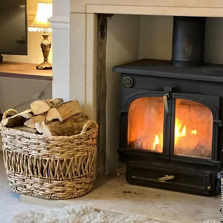 Dom wakacyjny House - Sleeps 10 Pet Friendly & Parking Wigton